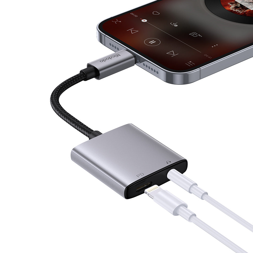 Mcdodo 2 in 1 iPhone Dual Port Splitter Lightning To 3.5mm
