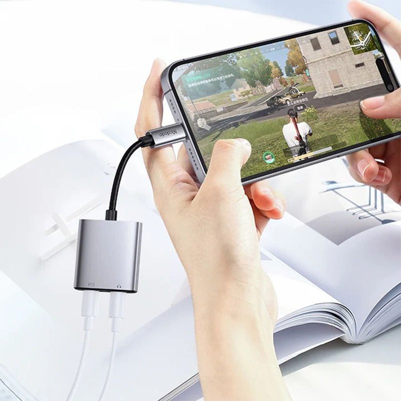 Mcdodo 2 in 1 iPhone Dual Port Splitter Lightning To 3.5mm